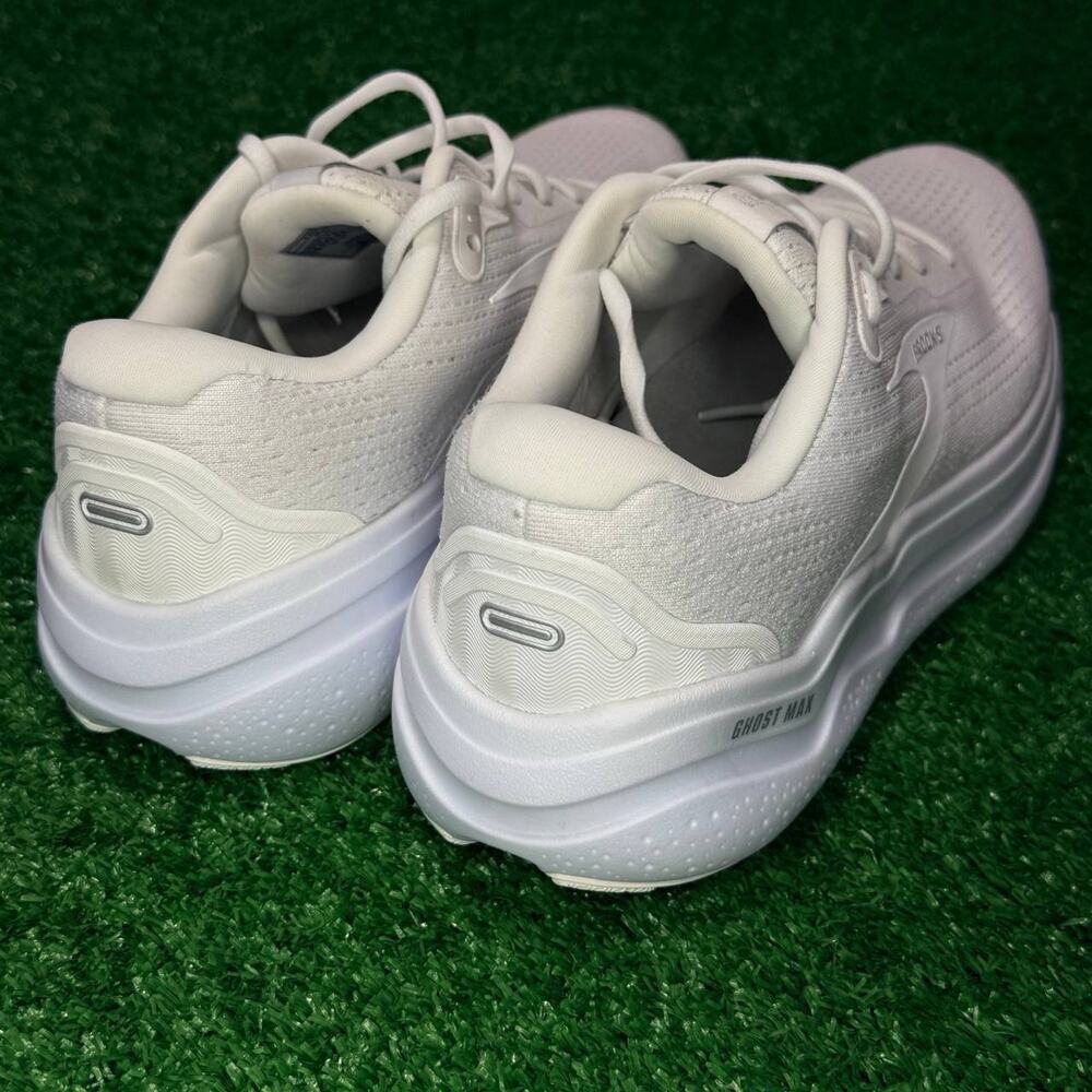 Brooks Ghost Max 2 Women’s Running Shoes Size 10.5 White Cushioned Trainer - Picture 4 of 8